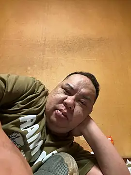 Snapshot of punk0805 chatting on October 8, 2025, 11:56 am punk0805 online show from October 8, 2025, 11:56 am