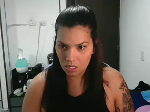 CarolinaRincon online show from March 5, 2025, 3:08 am