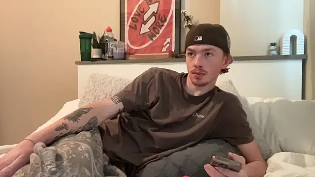 Snapshot of younghungginger chatting on December 14, 2024, 6:52 pm younghungginger online show from December 14, 2024, 6:52 pm