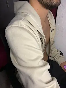 Snapshot of drake_babyq chatting on March 22, 2026, 1:53 am drake babyq online show from March 22, 2026, 1:53 am