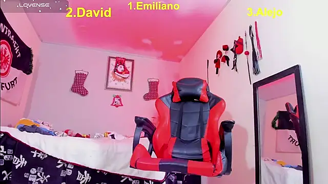 AlejoKhalifa  online show from December 20, 2025, 7:28 pm