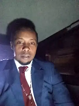 Snapshot of AlejoKhalifa_ chatting on April 16, 2026, 12:55 am AlejoKhalifa online show from April 16, 2026, 12:55 am