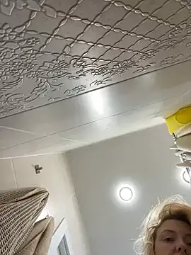 Yourdirtybitch online show from January 28, 2025, 3:47 am