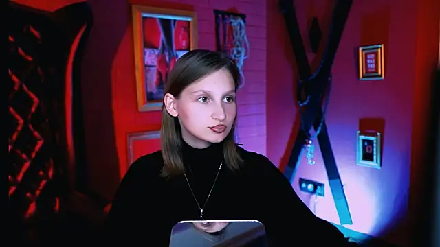 Snapshot of EllaHorton chatting on September 30, 2025, 4:35 pm EllaHorton online show from September 30, 2025, 4:35 pm