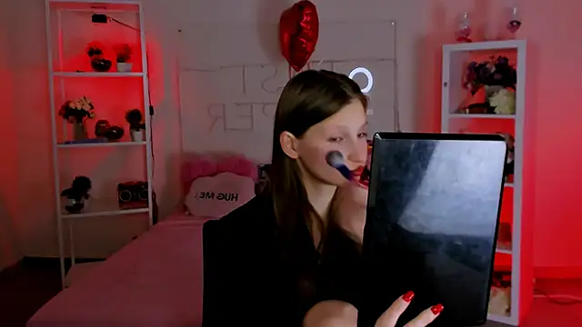 Snapshot of EllaHorton chatting on February 27, 2025, 3:59 pm EllaHorton online show from February 27, 2025, 3:59 pm