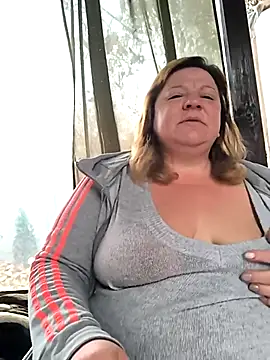 jusichka online show from October 23, 2025, 5:17 am