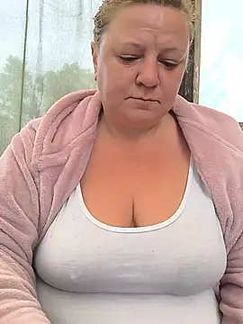 jusichka online show from May 31, 2026, 3:18 pm