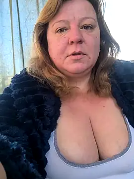 Snapshot of jusichka chatting on March 16, 2026, 7:45 am jusichka online show from March 16, 2026, 7:45 am