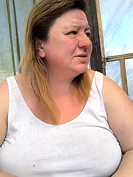 Snapshot of jusichka chatting on March 27, 2026, 9:54 am jusichka online show from March 27, 2026, 9:54 am