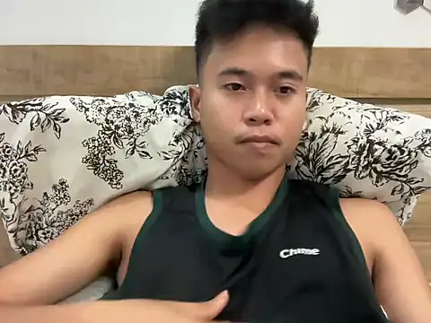 Snapshot of Asiantwink21 chatting on September 22, 2025, 6:52 am Asiantwink21 online show from September 22, 2025, 6:52 am