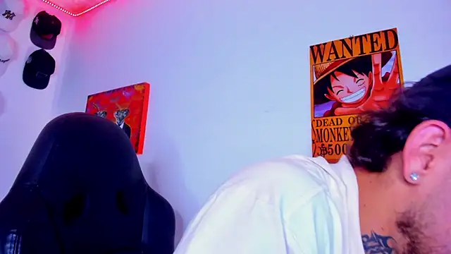 Snapshot of Drako_Lamar chatting on April 11, 2026, 12:18 am Drako Lamar online show from April 11, 2026, 12:18 am