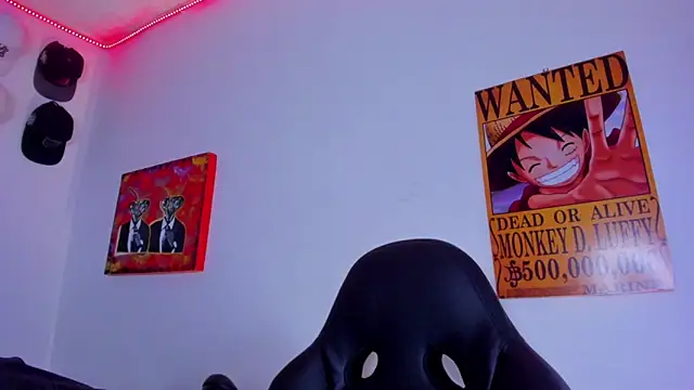 Snapshot of Drako_Lamar chatting on April 8, 2026, 1:51 am Drako Lamar online show from April 8, 2026, 1:51 am