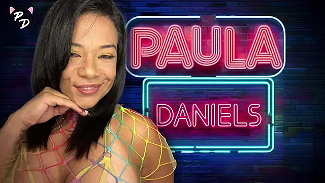 Snapshot of paula_daniela1 chatting on November 3, 2025, 8:01 pm paula daniela1 online show from November 3, 2025, 8:01 pm