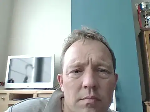 bertolini online show from March 19, 2025, 2:13 pm