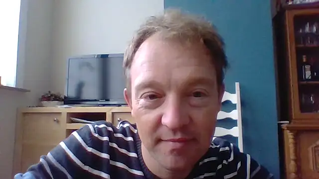 bertolini online show from November 11, 2025, 2:23 pm