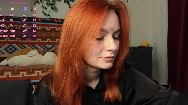 girl with snaketatto0 online show from December 21, 2025, 2:46 am