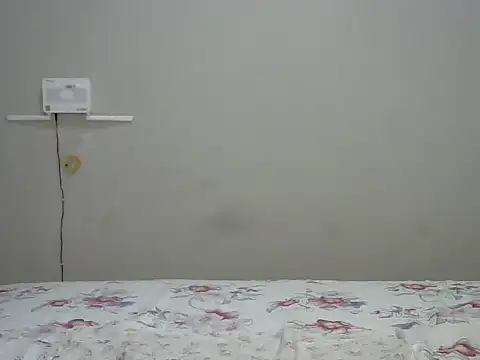 Cariepink online show from October 25, 2025, 6:34 am