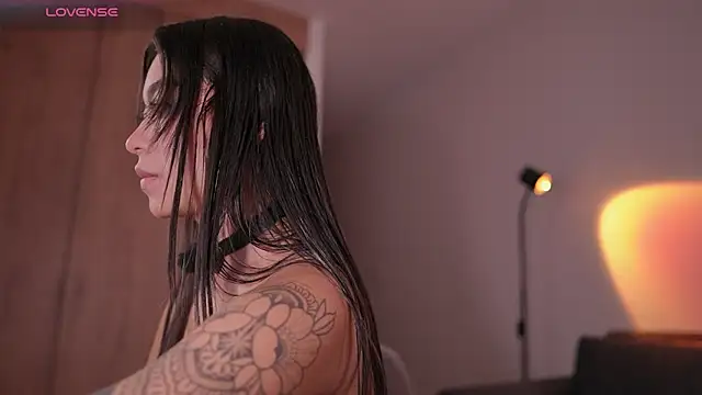 GigiLee  online show from February 19, 2026, 12:07 am