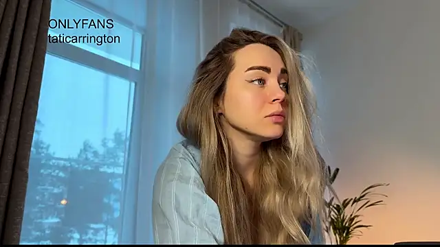 Snapshot of hotexclusive_ chatting on December 16, 2025, 5:33 am hotexclusive online show from December 16, 2025, 5:33 am