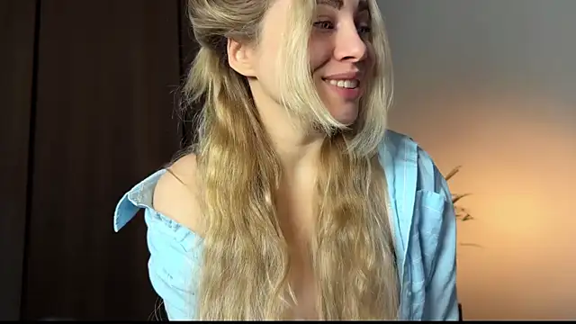 Snapshot of hotexclusive_ chatting on March 2, 2026, 4:36 pm hotexclusive online show from March 2, 2026, 4:36 pm