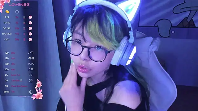 maydaykimmy online show from March 5, 2025, 8:21 pm