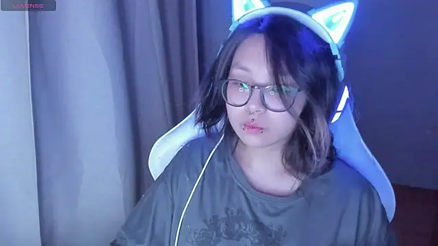 maydaykimmy online show from March 27, 2026, 9:27 pm