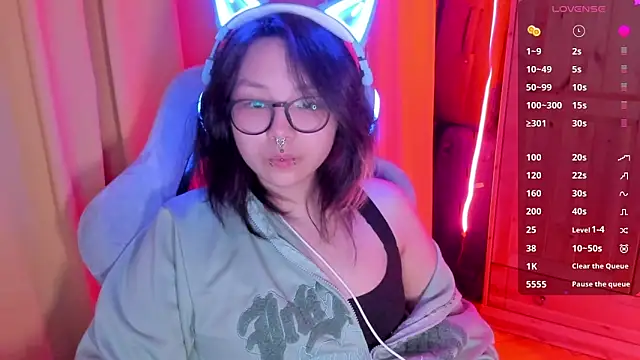 maydaykimmy online show from June 1, 2026, 9:36 pm