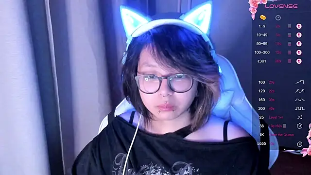 maydaykimmy online show from October 10, 2025, 8:42 pm