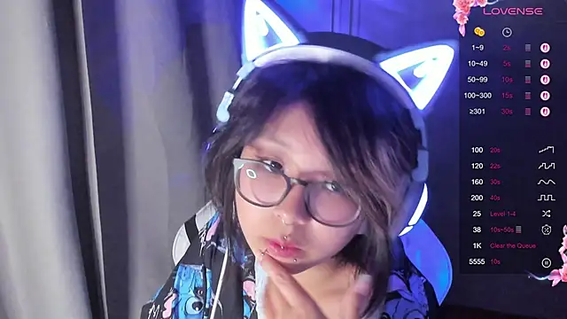 maydaykimmy online show from September 22, 2025, 9:21 pm