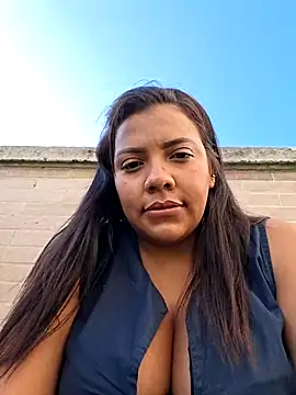 CanelitaPasion online show from February 3, 2026, 9:42 pm