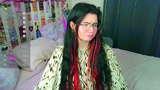 Snapshot of ss-katekisa-ss chatting on September 24, 2025, 10:16 pm ss-katekisa-ss online show from September 24, 2025, 10:16 pm