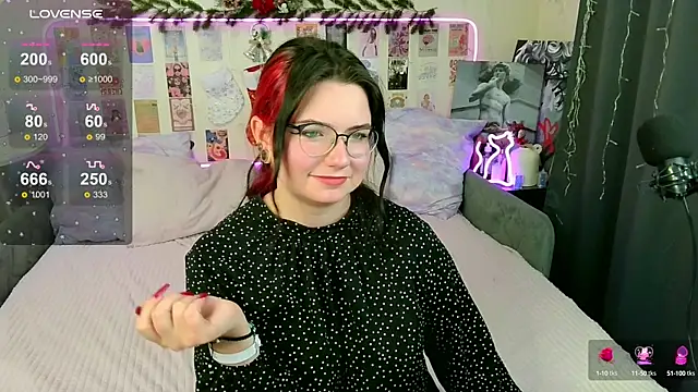 Snapshot of ss-katekisa-ss chatting on February 10, 2025, 11:57 am ss-katekisa-ss online show from February 10, 2025, 11:57 am