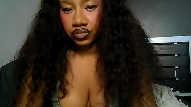 Snapshot of goddessdaisysky chatting on June 5, 2026, 5:12 am goddessdaisysky online show from June 5, 2026, 5:12 am