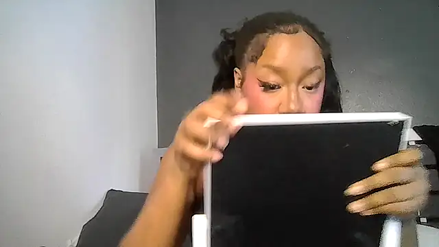 Snapshot of goddessdaisysky chatting on July 24, 2026, 2:13 pm goddessdaisysky online show from July 24, 2026, 2:13 pm