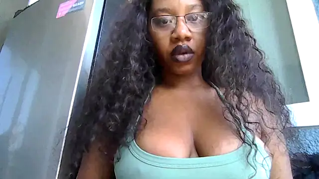 Snapshot of goddessdaisysky chatting on June 12, 2026, 3:32 pm goddessdaisysky online show from June 12, 2026, 3:32 pm