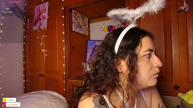 Snapshot of eva_rosse69 chatting on April 11, 2026, 11:03 am eva rosse69 online show from April 11, 2026, 11:03 am