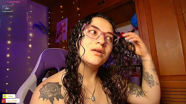 Snapshot of eva_rosse69 chatting on April 10, 2026, 12:12 pm eva rosse69 online show from April 10, 2026, 12:12 pm