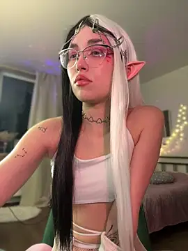 Snapshot of Evangeline_Lawrence_ chatting on February 4, 2025, 3:26 pm Evangeline Lawrence online show from February 4, 2025, 3:26 pm