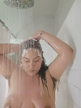 honeeyyy pot online show from November 11, 2025, 3:56 am