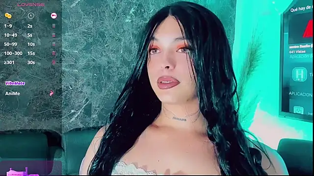 Snapshot of Emmaa_Saenz_ chatting on December 15, 2025, 10:26 pm Emmaa Saenz online show from December 15, 2025, 10:26 pm