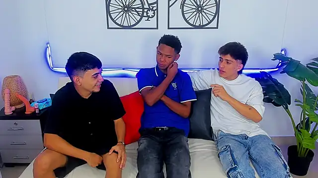 Snapshot of Crazy_nigth01 chatting on February 18, 2026, 2:09 am Crazy nigth01 online show from February 18, 2026, 2:09 am