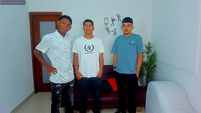 Snapshot of Crazy_nigth01 chatting on February 6, 2026, 7:21 pm Crazy nigth01 online show from February 6, 2026, 7:21 pm