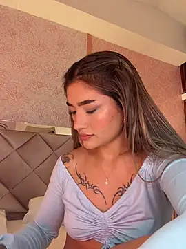 Arianavillada online show from July 12, 2026, 3:18 am