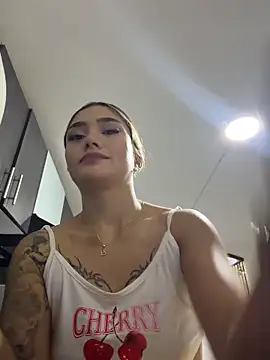 Arianavillada online show from June 12, 2026, 3:48 am