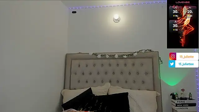 Snapshot of kristy_calderon chatting on February 8, 2026, 9:23 pm kristy calderon online show from February 8, 2026, 9:23 pm