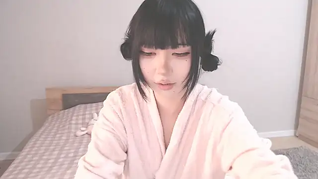 your angela online show from November 3, 2025, 5:56 am