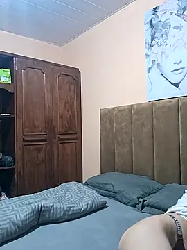 Snapshot of SaffBlue chatting on November 11, 2025, 1:00 am SaffBlue online show from November 11, 2025, 1:00 am