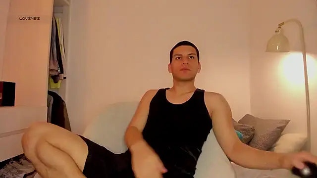 Snapshot of Curlblue chatting on February 28, 2026, 4:34 am Curlblue online show from February 28, 2026, 4:34 am