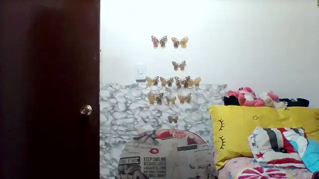 Snapshot of Alisson_brand chatting on October 15, 2025, 8:39 pm Alisson brand online show from October 15, 2025, 8:39 pm