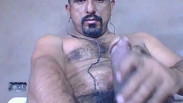 Snapshot of peloton10 chatting on January 8, 2026, 1:50 pm peloton10 online show from January 8, 2026, 1:50 pm